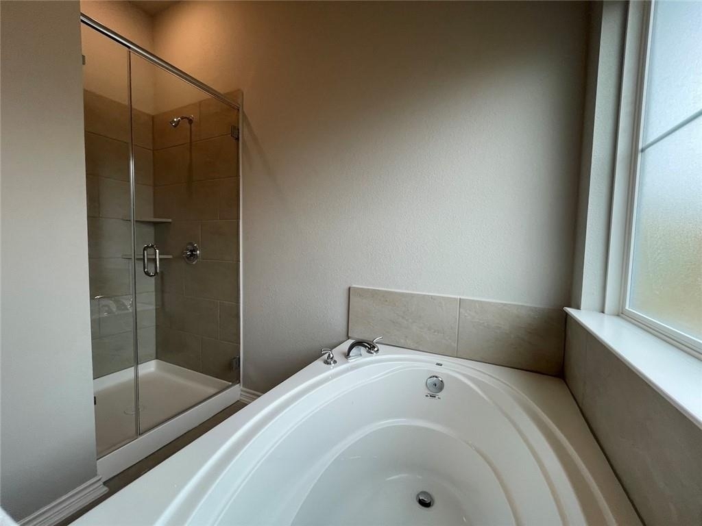 806 Hollyhock Dr - Photo 21