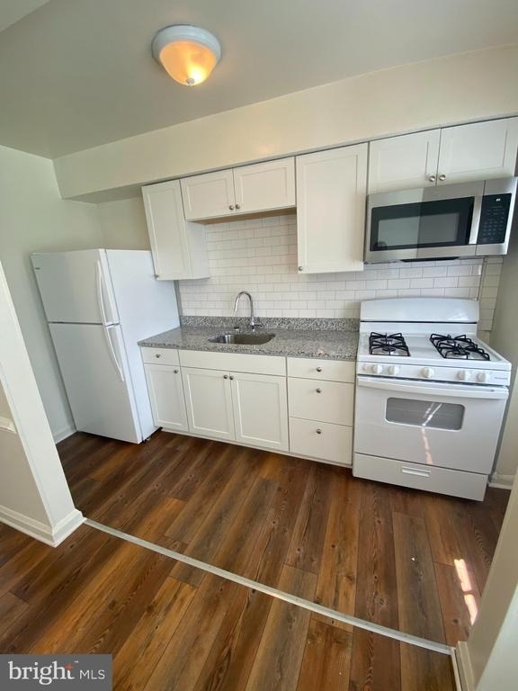 6821 Gough Street - Photo 5