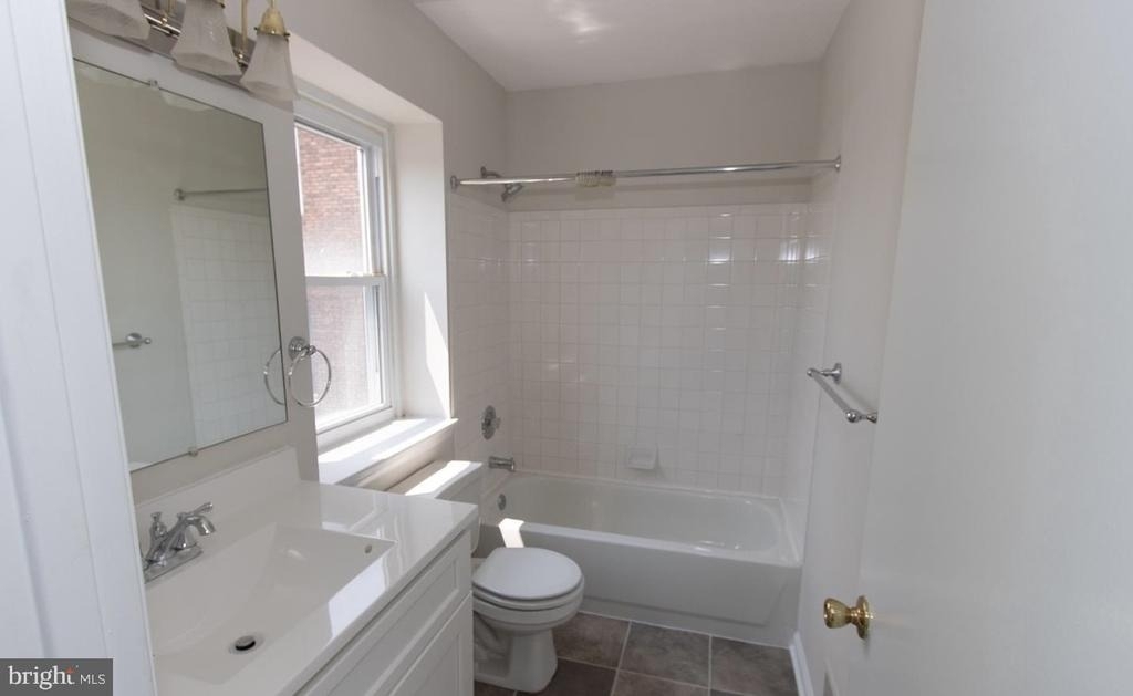 1423 E Baltimore Street - Photo 11