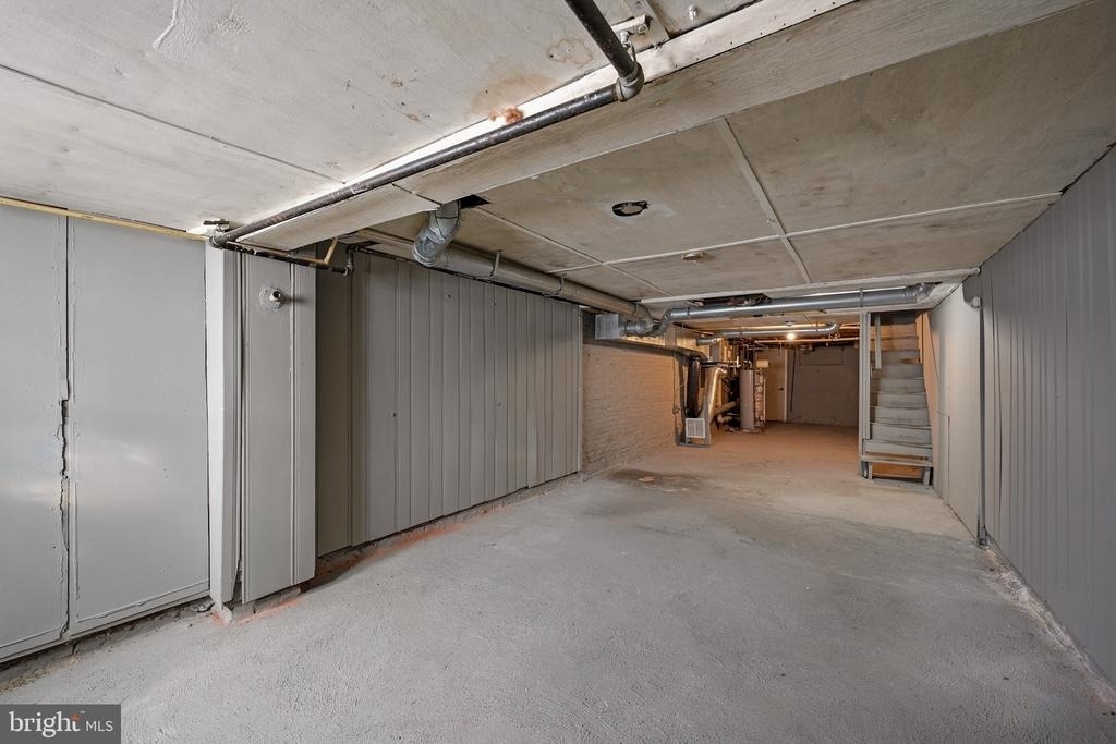 2914 E Madison Street - Photo 30