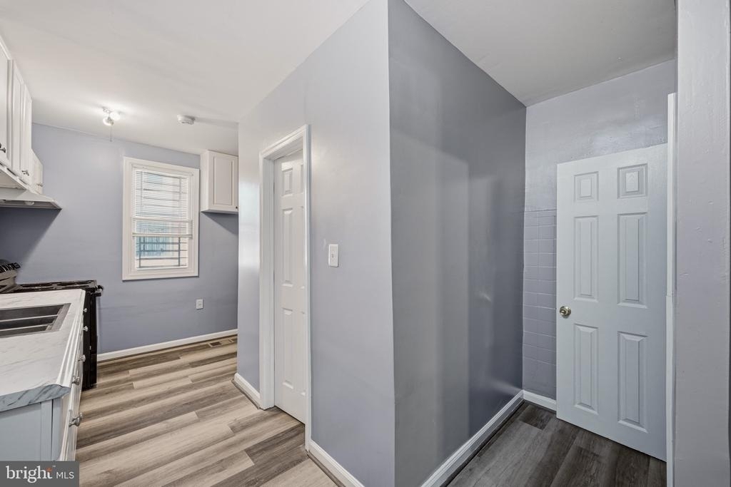 2914 E Madison Street - Photo 13