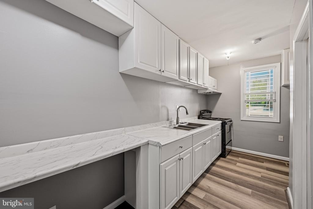 2914 E Madison Street - Photo 12