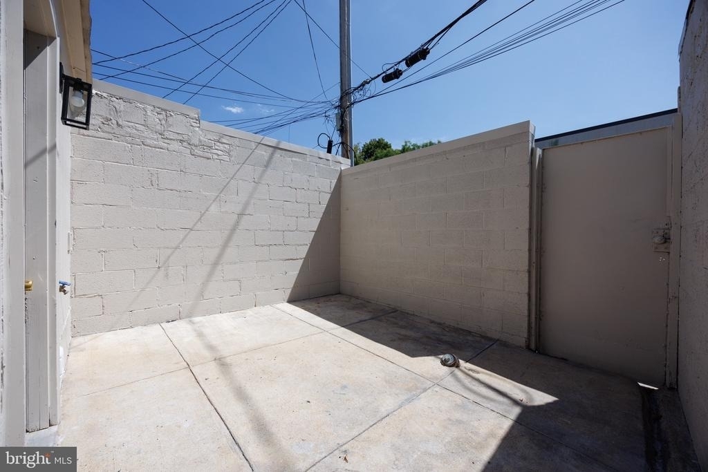 3031 Elliott Street - Photo 38