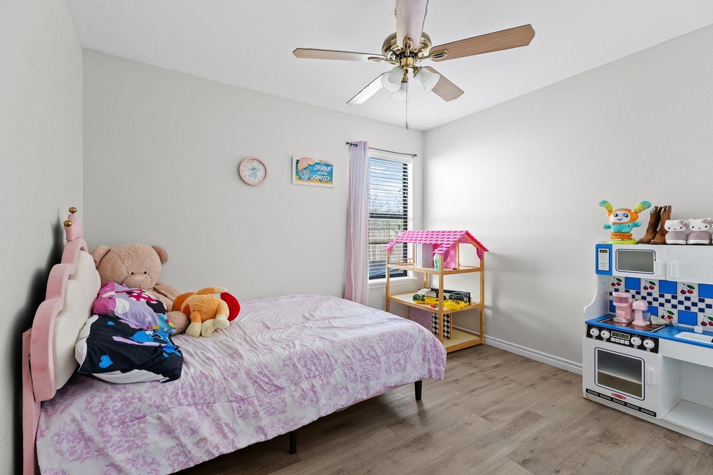 18200 Canopy Ln - Photo 19