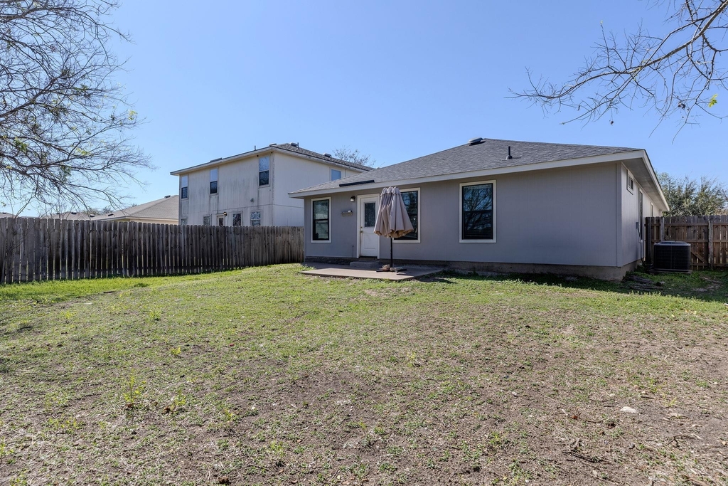 18200 Canopy Ln - Photo 22