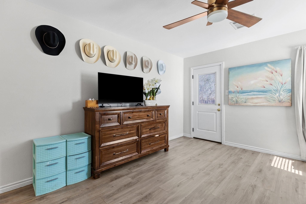 18200 Canopy Ln - Photo 12