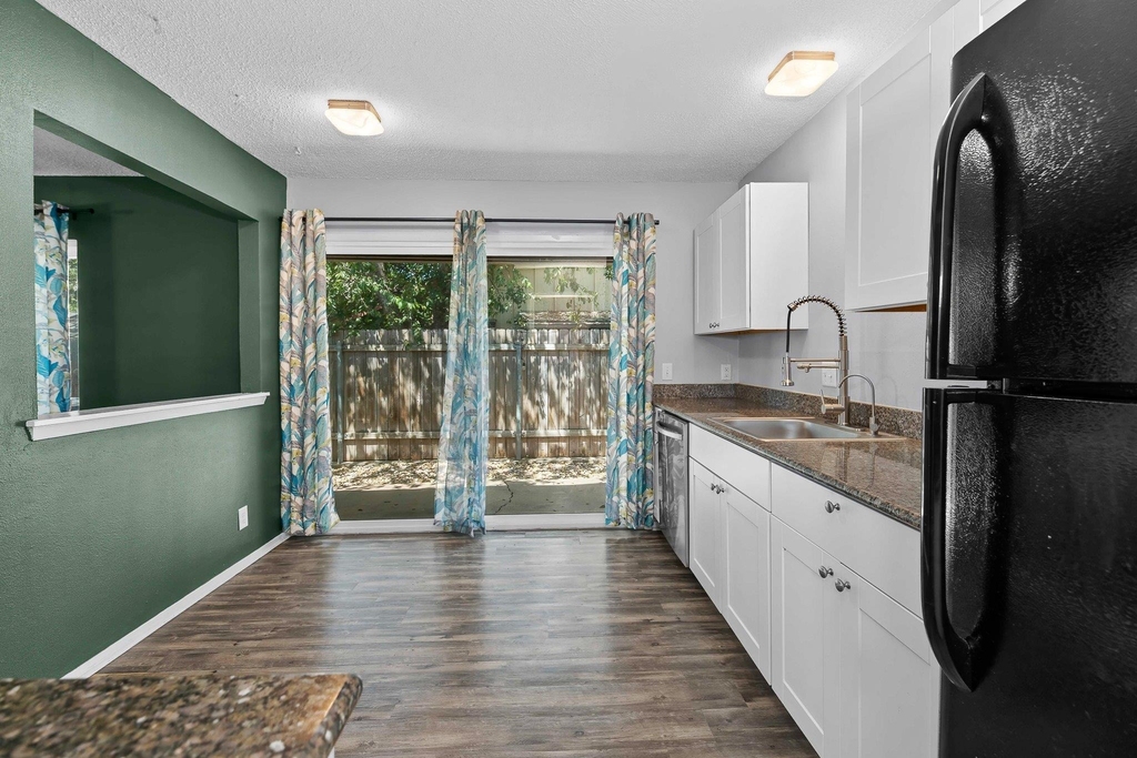 9011 Quail Valley Dr - Photo 21
