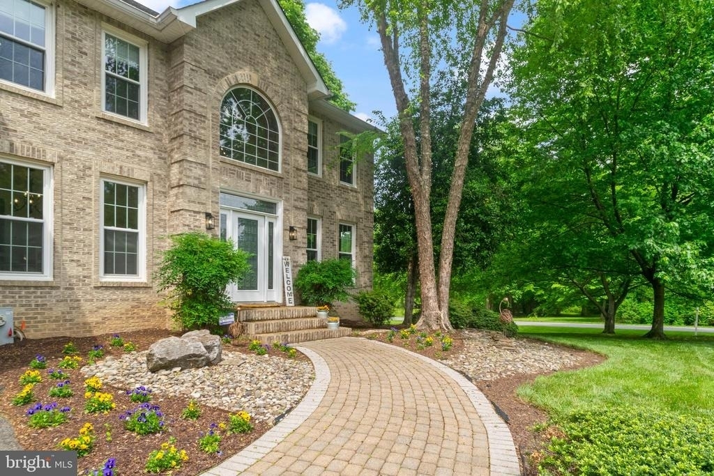1800 Greer Court - Photo 1