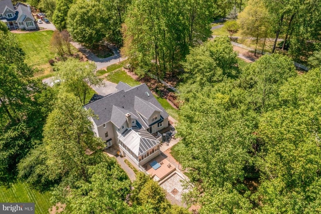 1800 Greer Court - Photo 9