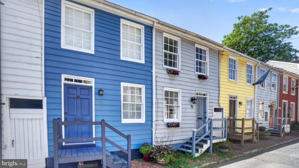 35 Pinkney Street - Photo 2