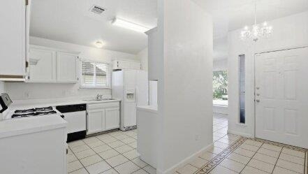 9001 Anna St - Photo 5