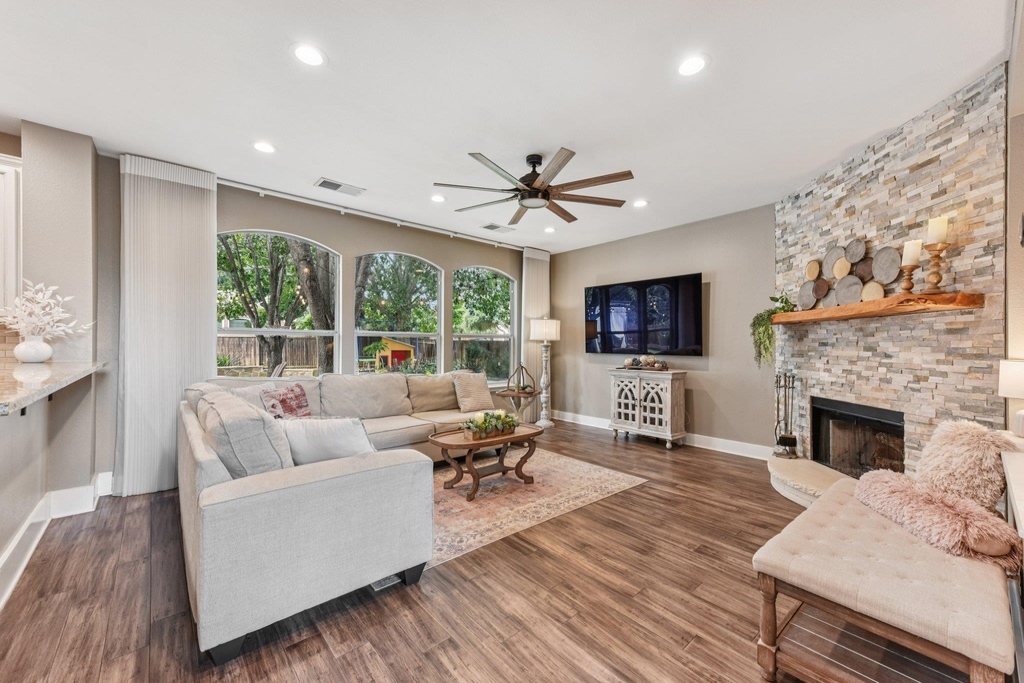 3219 Ash Glen Ln - Photo 6