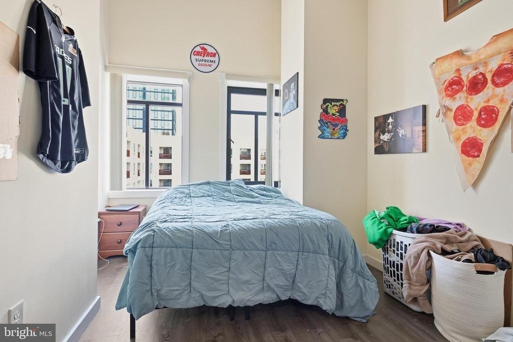 833 N Market Street - Photo 10
