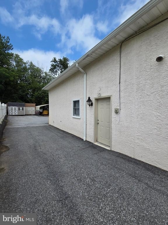 1709 Philadelphia Pike - Photo 0