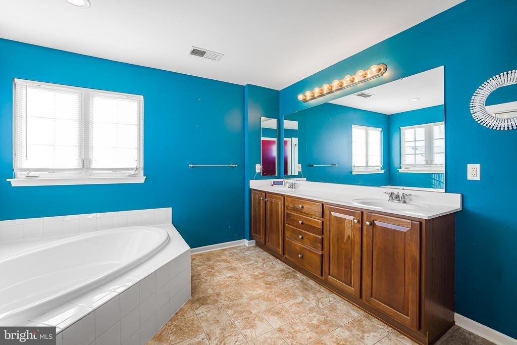 206 Markham Court - Photo 27