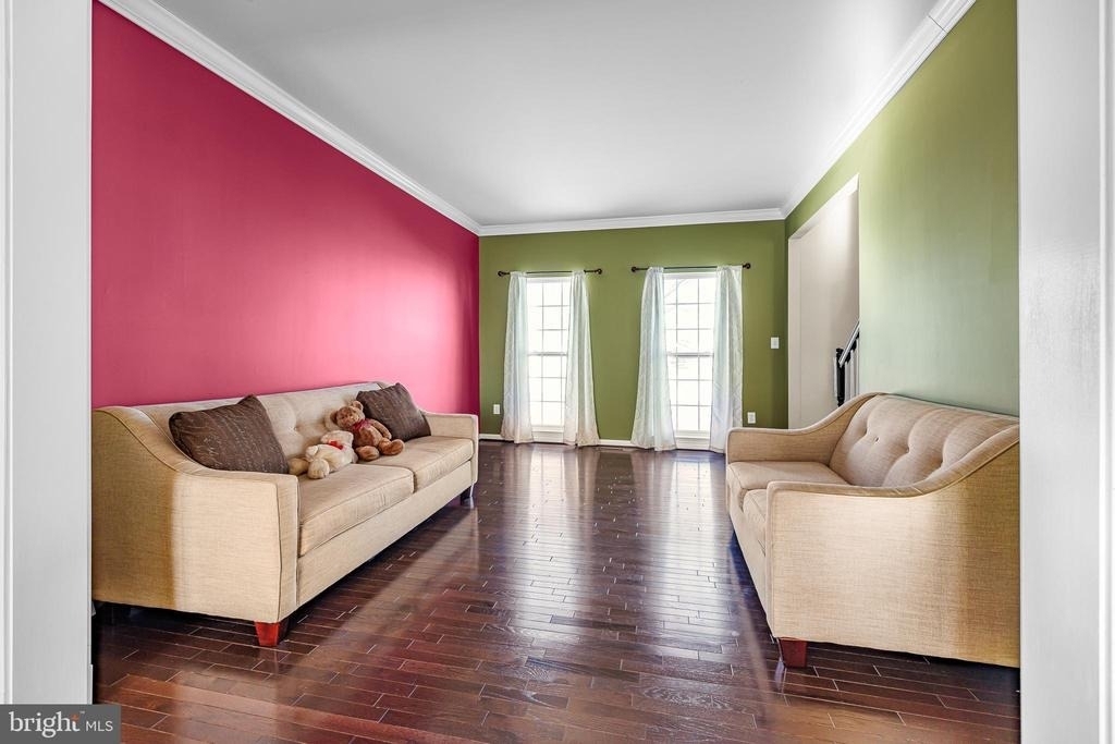 206 Markham Court - Photo 10