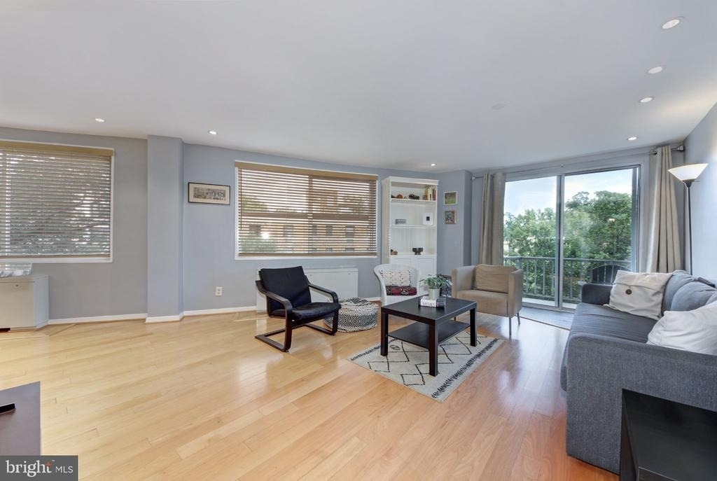 2829 Connecticut Avenue Nw - Photo 1