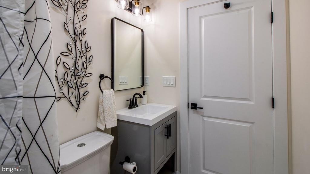 1239 5th Street Nw - Photo 26