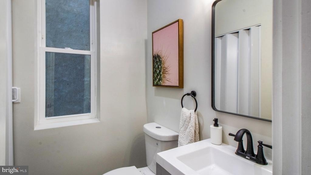 1239 5th Street Nw - Photo 32