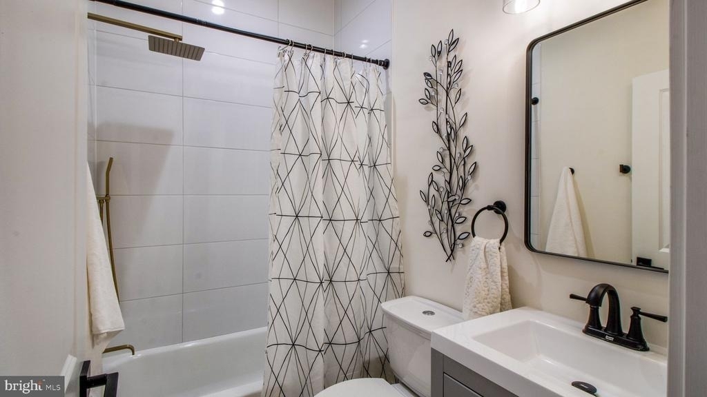 1239 5th Street Nw - Photo 24