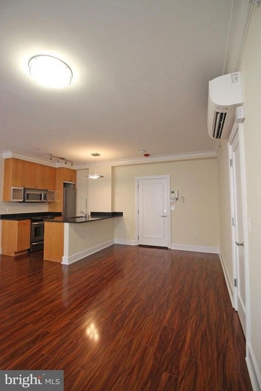 1121 24th Street Nw - Photo 2