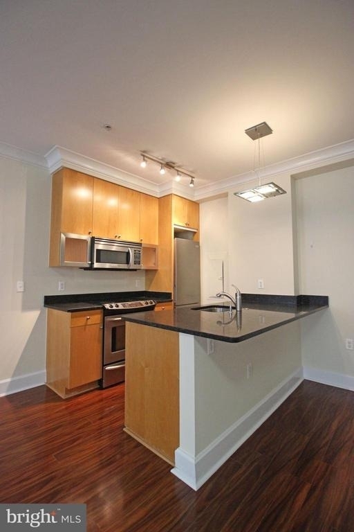 1121 24th Street Nw - Photo 8
