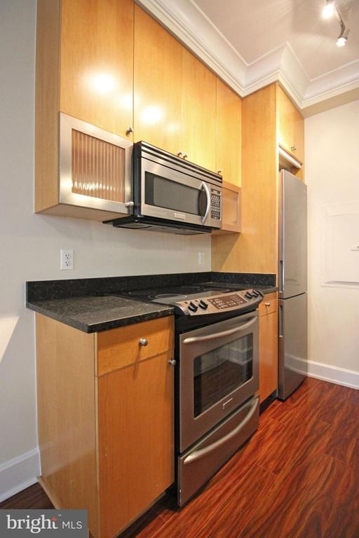 1121 24th Street Nw - Photo 6