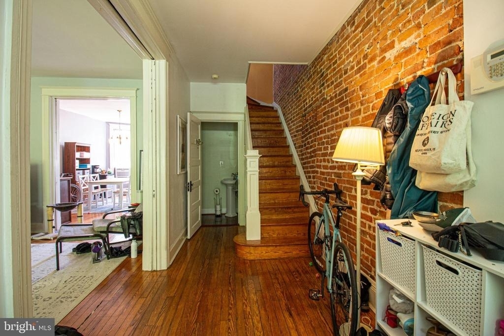 148 Adams Street Nw - Photo 3