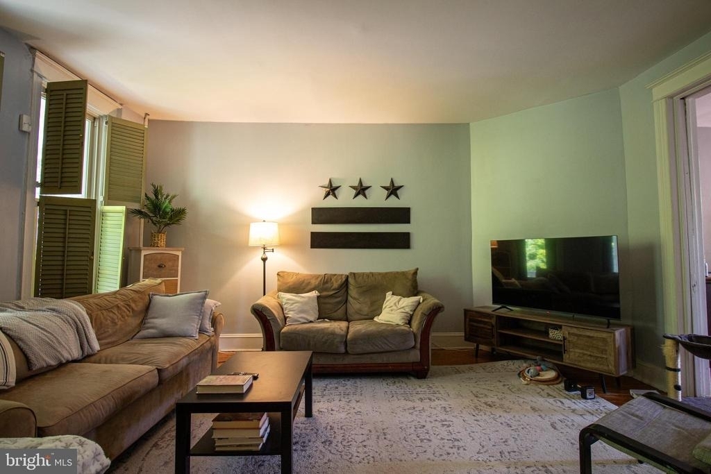148 Adams Street Nw - Photo 5