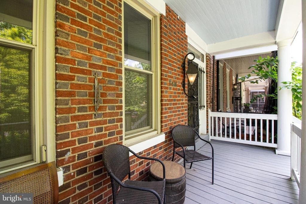 148 Adams Street Nw - Photo 2