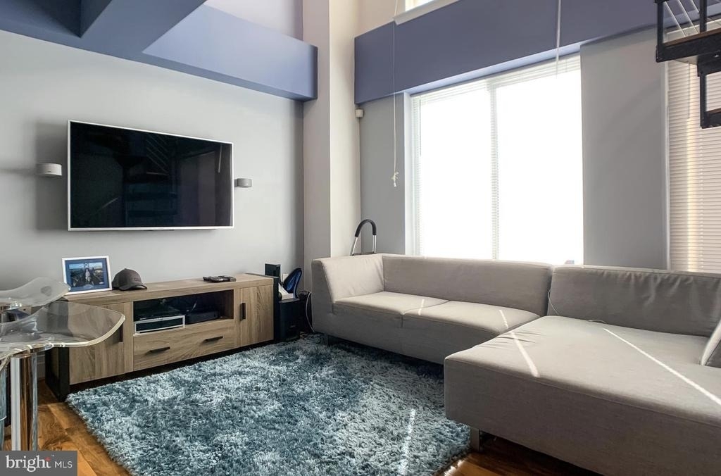 1225 13th Street Nw - Photo 2