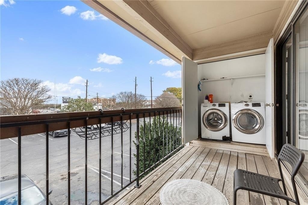 8600 Fathom Cir - Photo 16