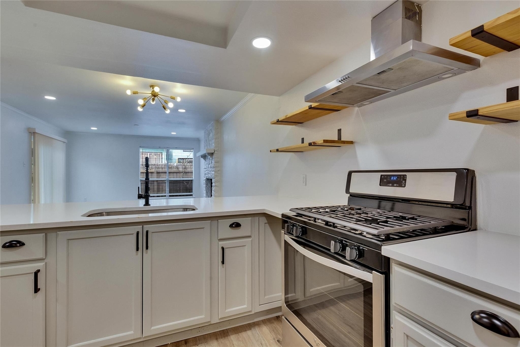 6910 Lovely Ln - Photo 5