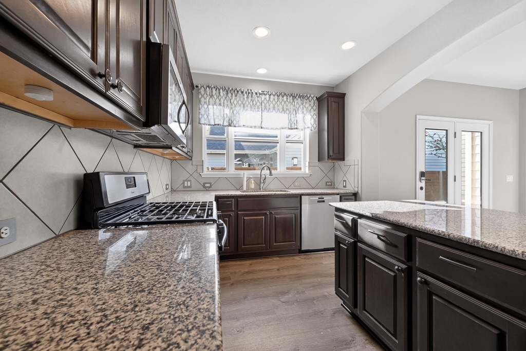 5800 Baythorne Dr - Photo 13