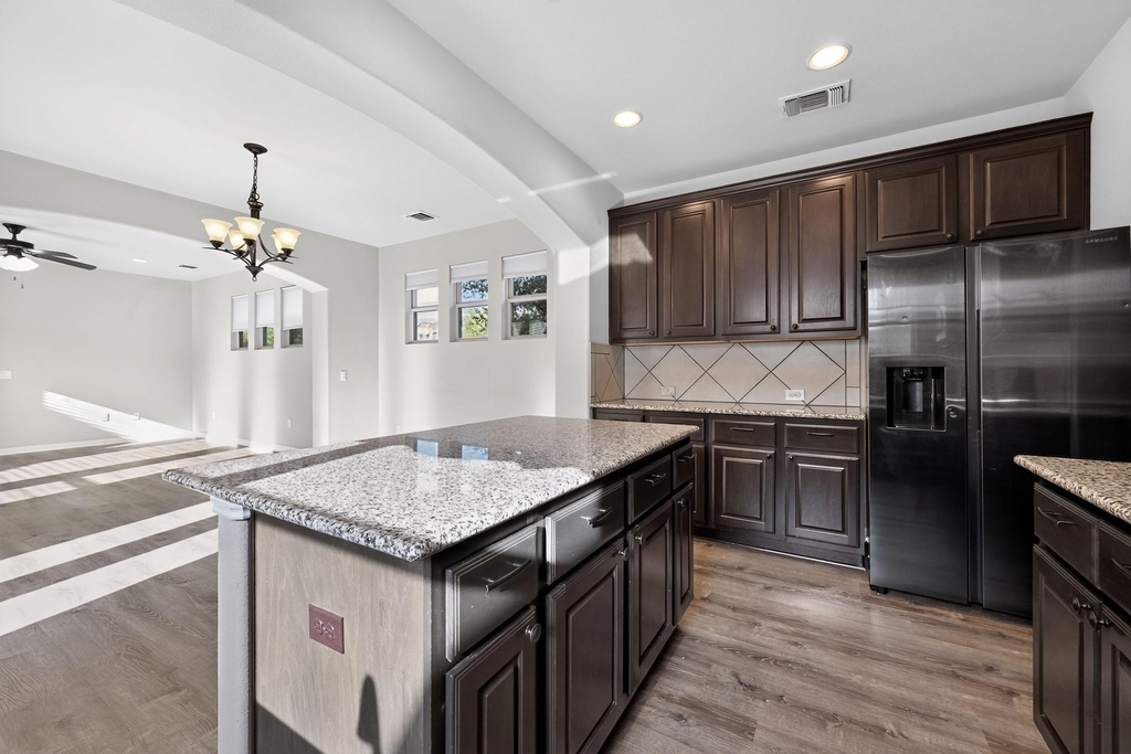 5800 Baythorne Dr - Photo 11