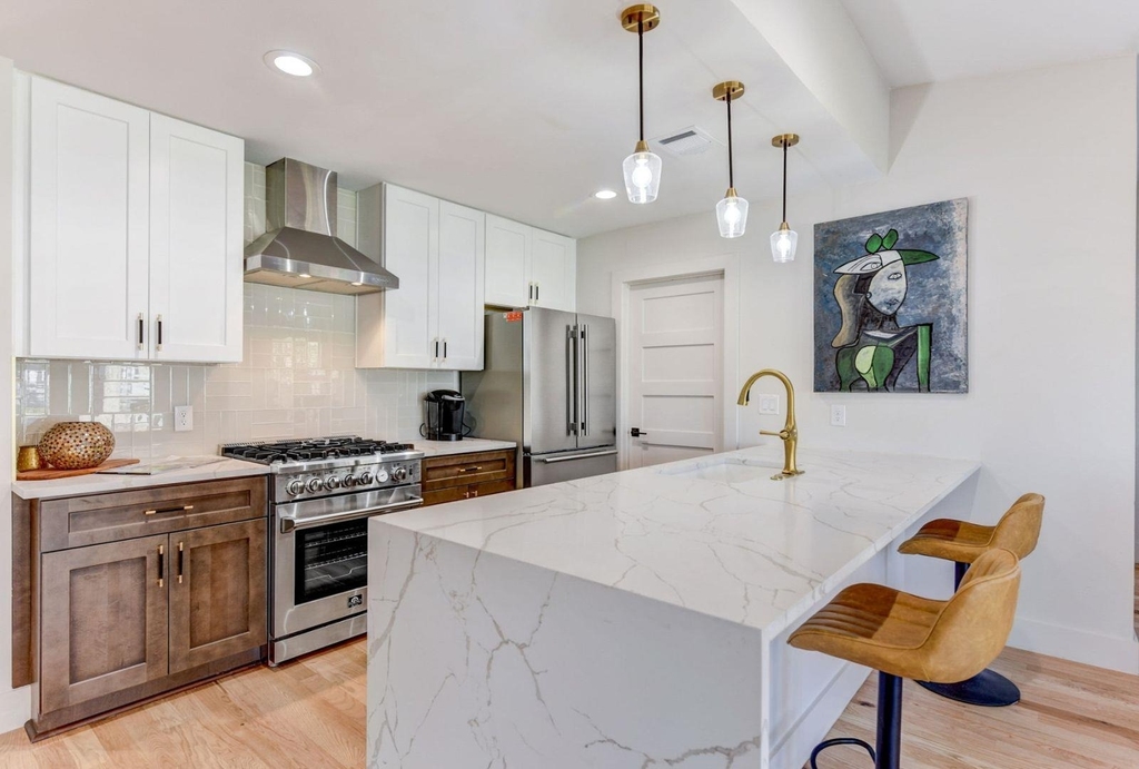 7002 Whispering Oaks Dr - Photo 12