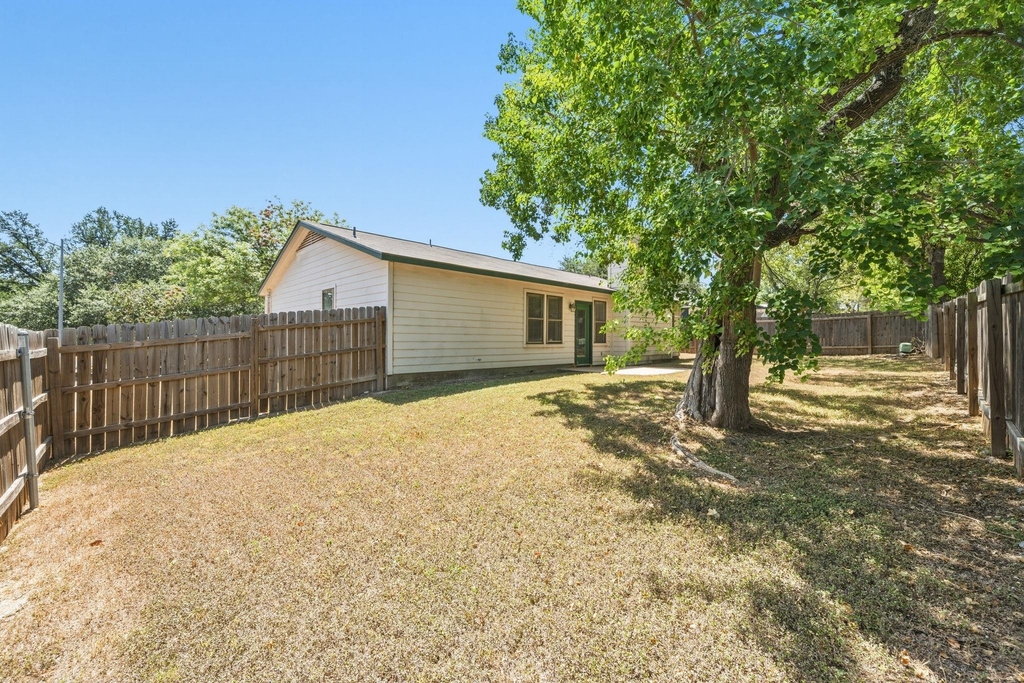 13212 Rampart St - Photo 37
