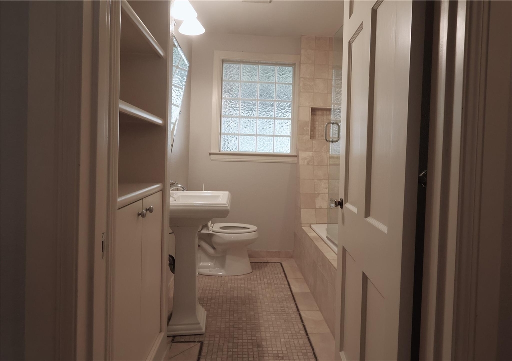 4702 Shadow Ln - Photo 23