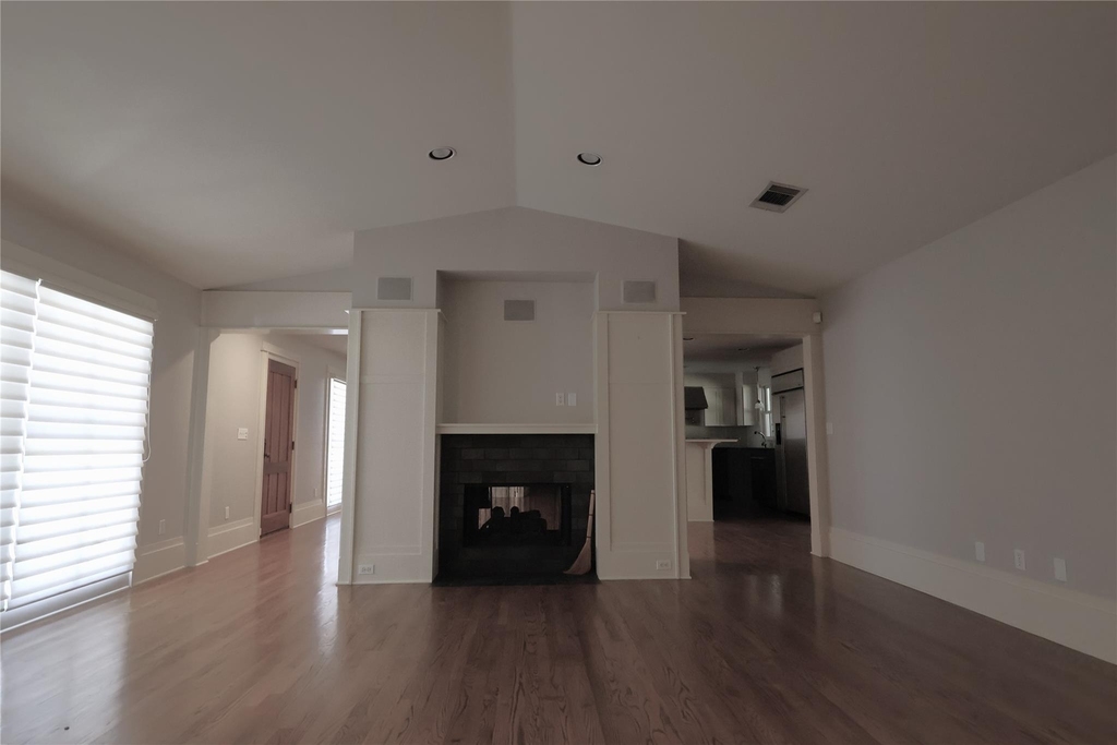 4702 Shadow Ln - Photo 5
