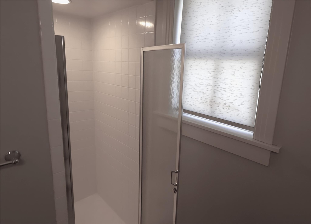 4702 Shadow Ln - Photo 8