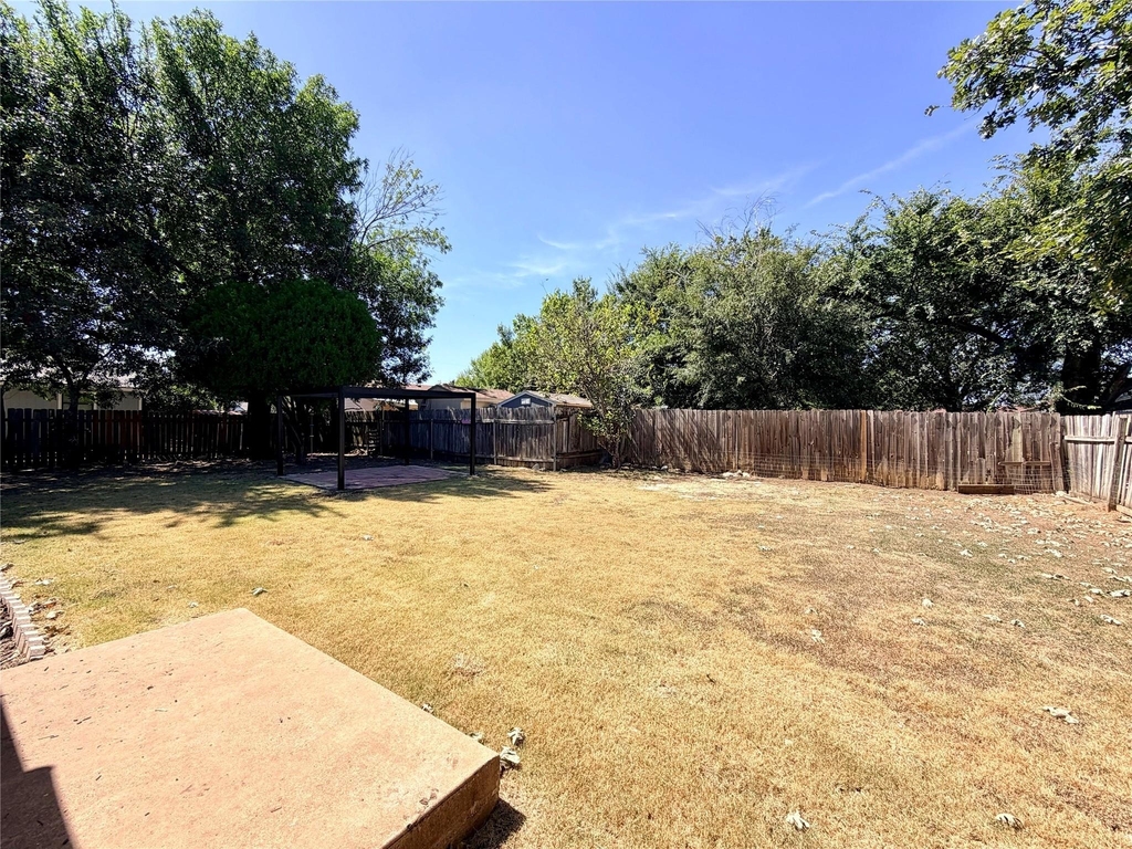 1403 Long Branch Dr - Photo 10