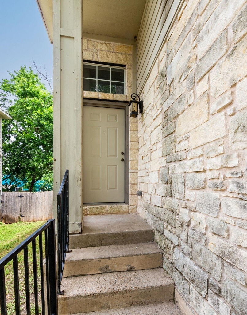 7309 Dan Jean Dr - Photo 3