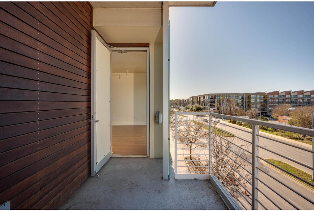 210 Lee Barton Dr - Photo 16