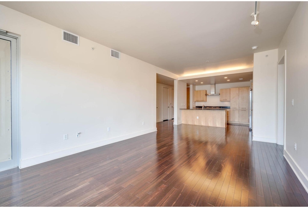 210 Lee Barton Dr - Photo 13