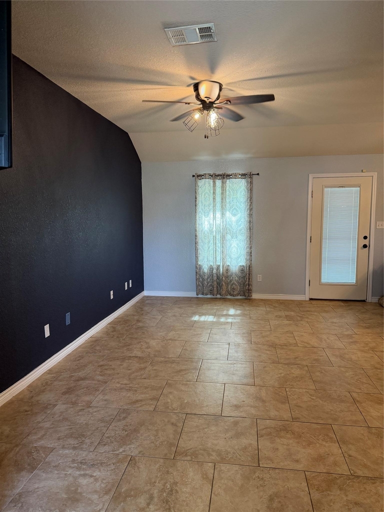 484 Cordova Loop - Photo 19