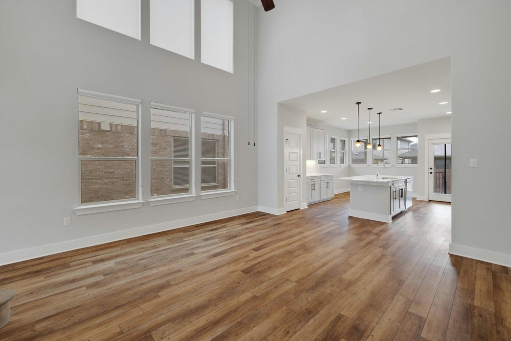 16117 Nightshade St - Photo 6