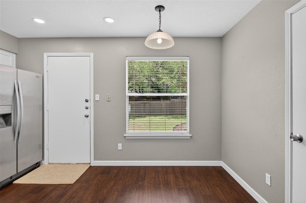 7601 Windrush Dr - Photo 13