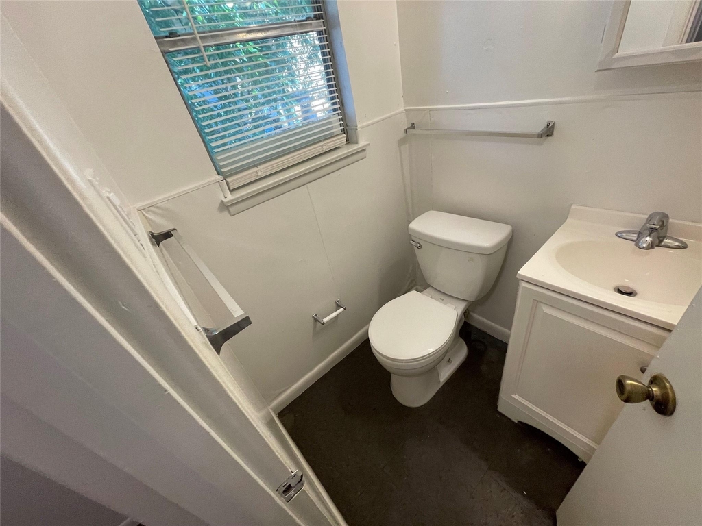 2711 Hemphill Park - Photo 7