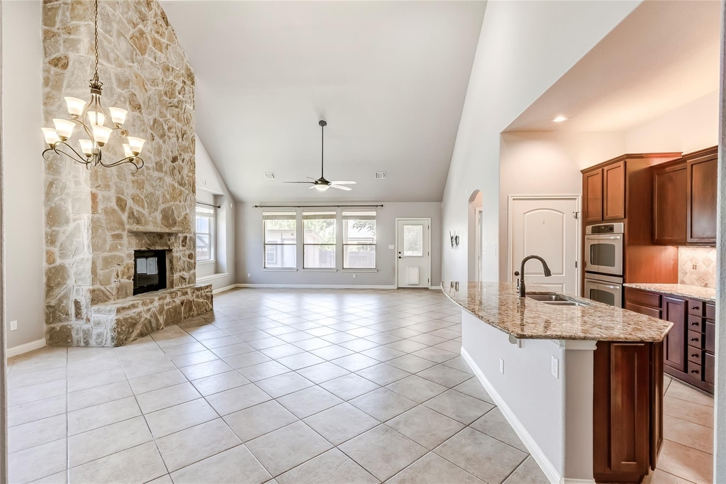 19421 Brent Knoll Dr - Photo 5