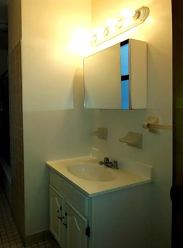 180 East 101st Street - Photo 4